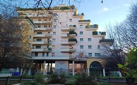 Brescia, Residenza al parco